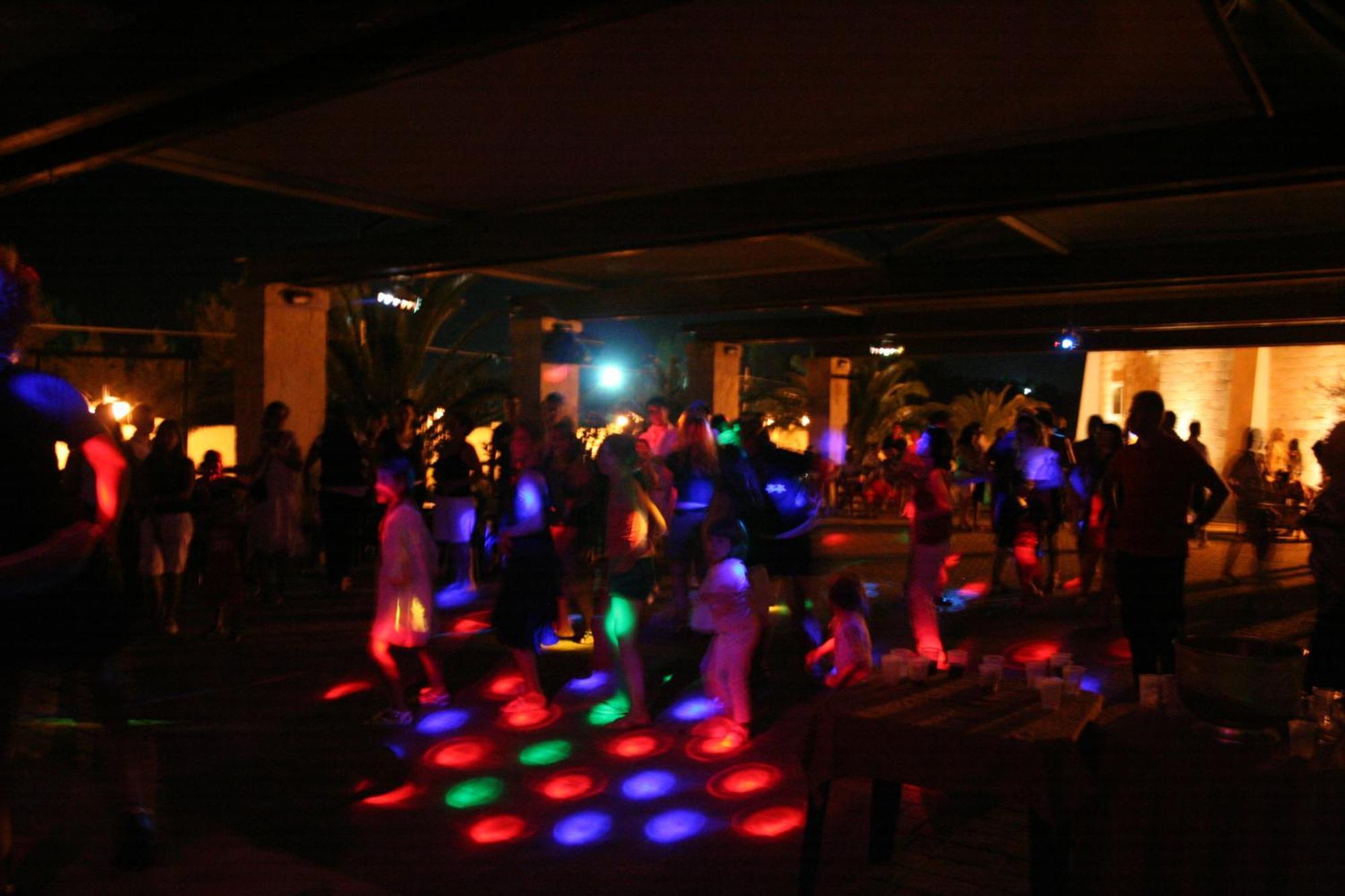 Hotel Thalas Club Torre dell'Orso Exteriör bild