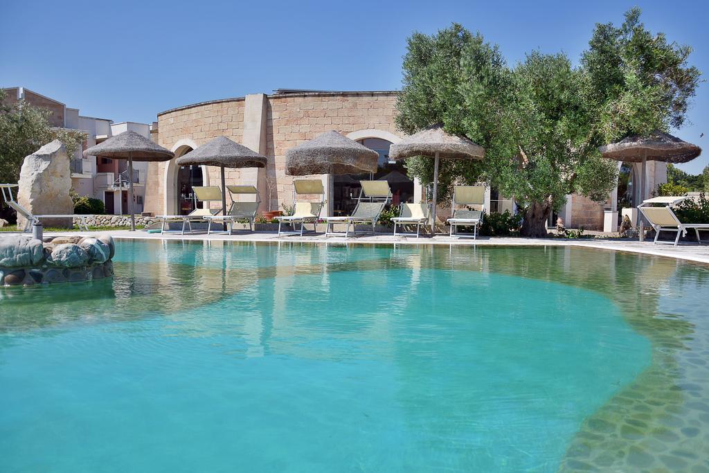 Hotel Thalas Club Torre dell'Orso Exteriör bild